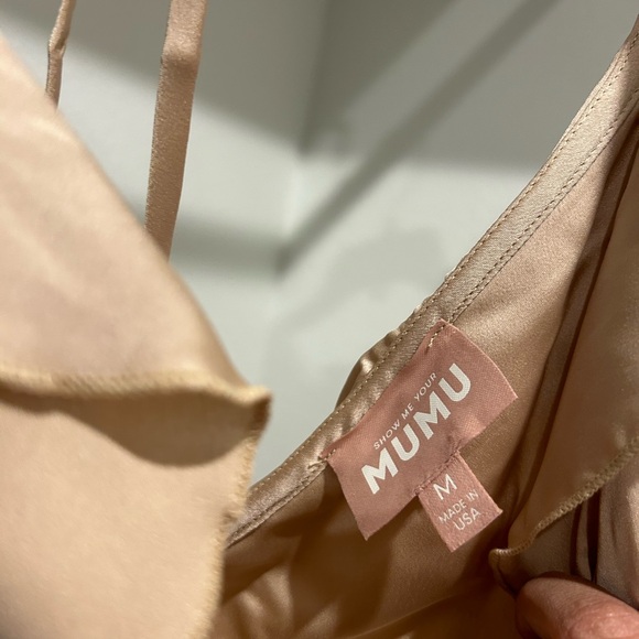 NWT show me your mumu Samantha ruffle bridesmaid dress size medium - Picture 8 of 8